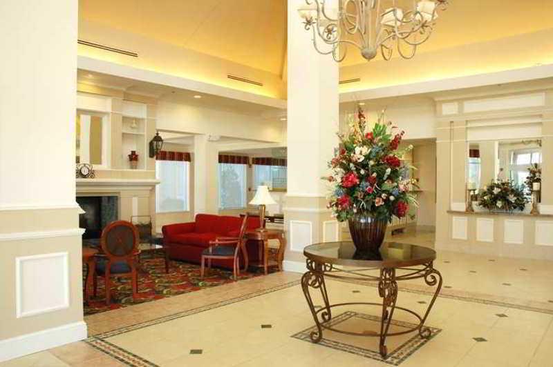 Hilton Garden Inn Newport News Eksteriør billede