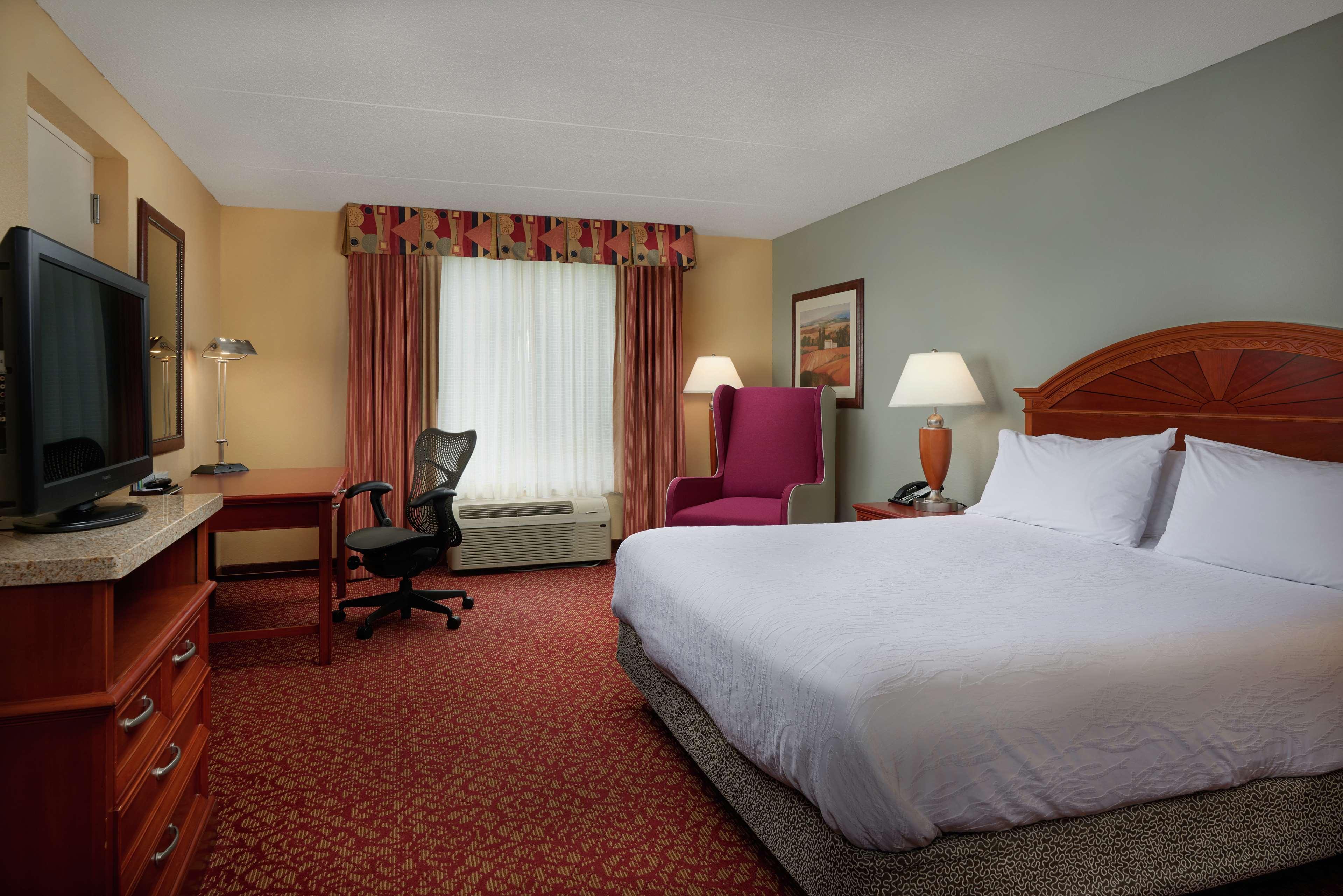 Hilton Garden Inn Newport News Eksteriør billede