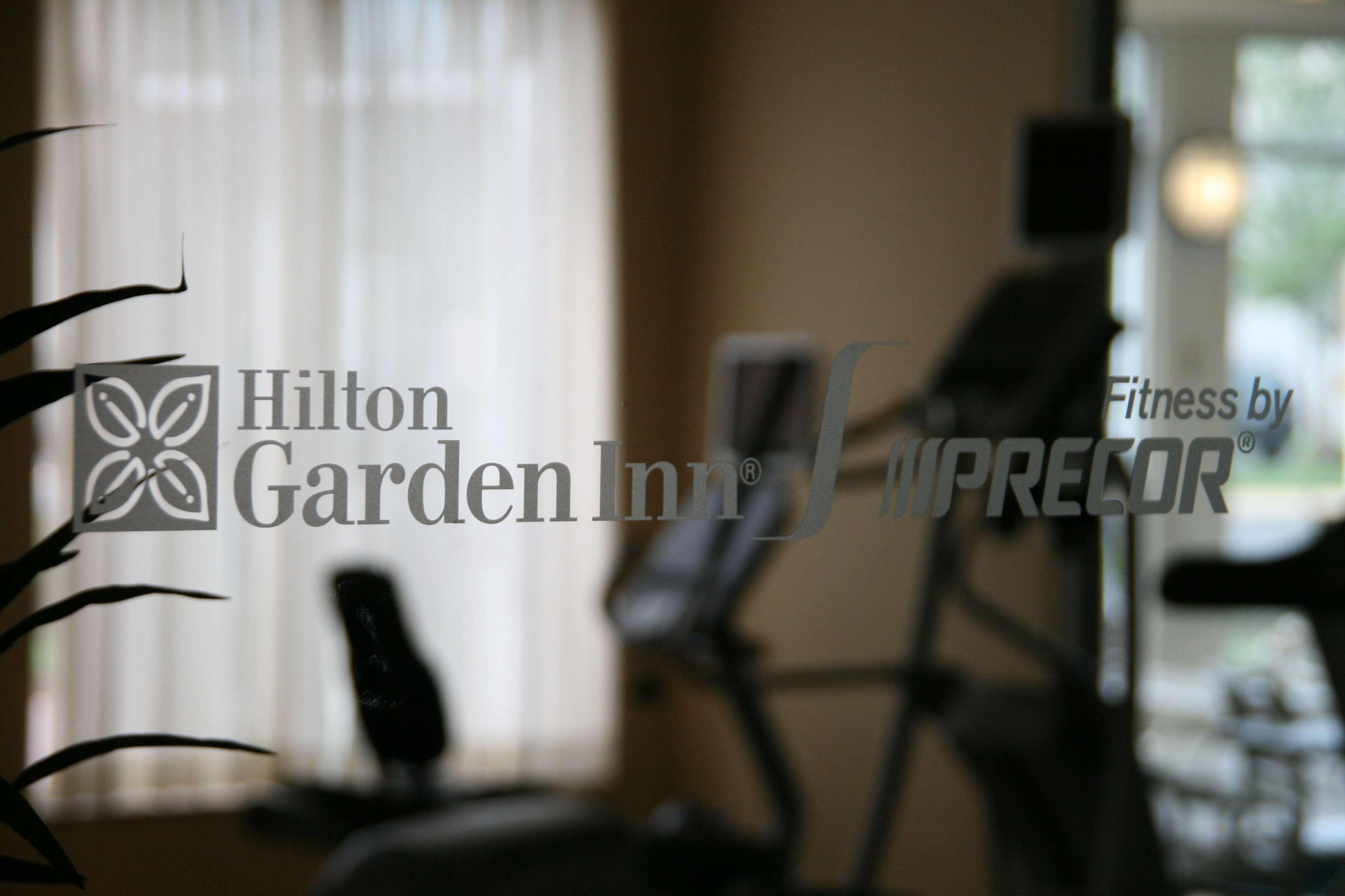Hilton Garden Inn Newport News Eksteriør billede