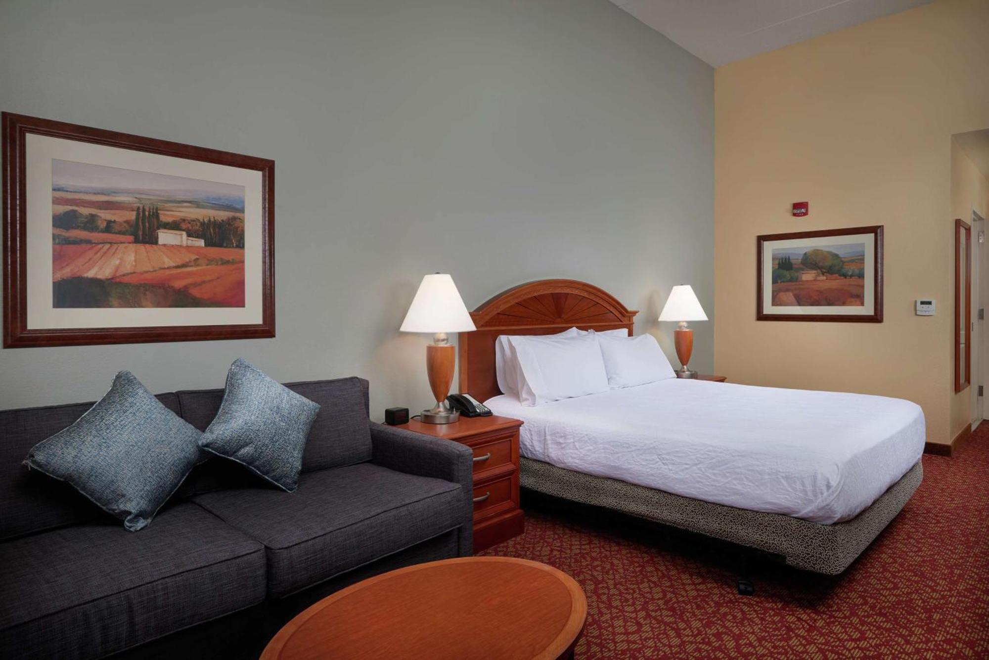 Hilton Garden Inn Newport News Eksteriør billede