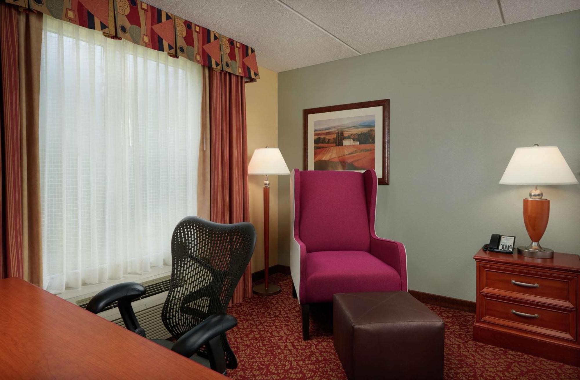 Hilton Garden Inn Newport News Eksteriør billede