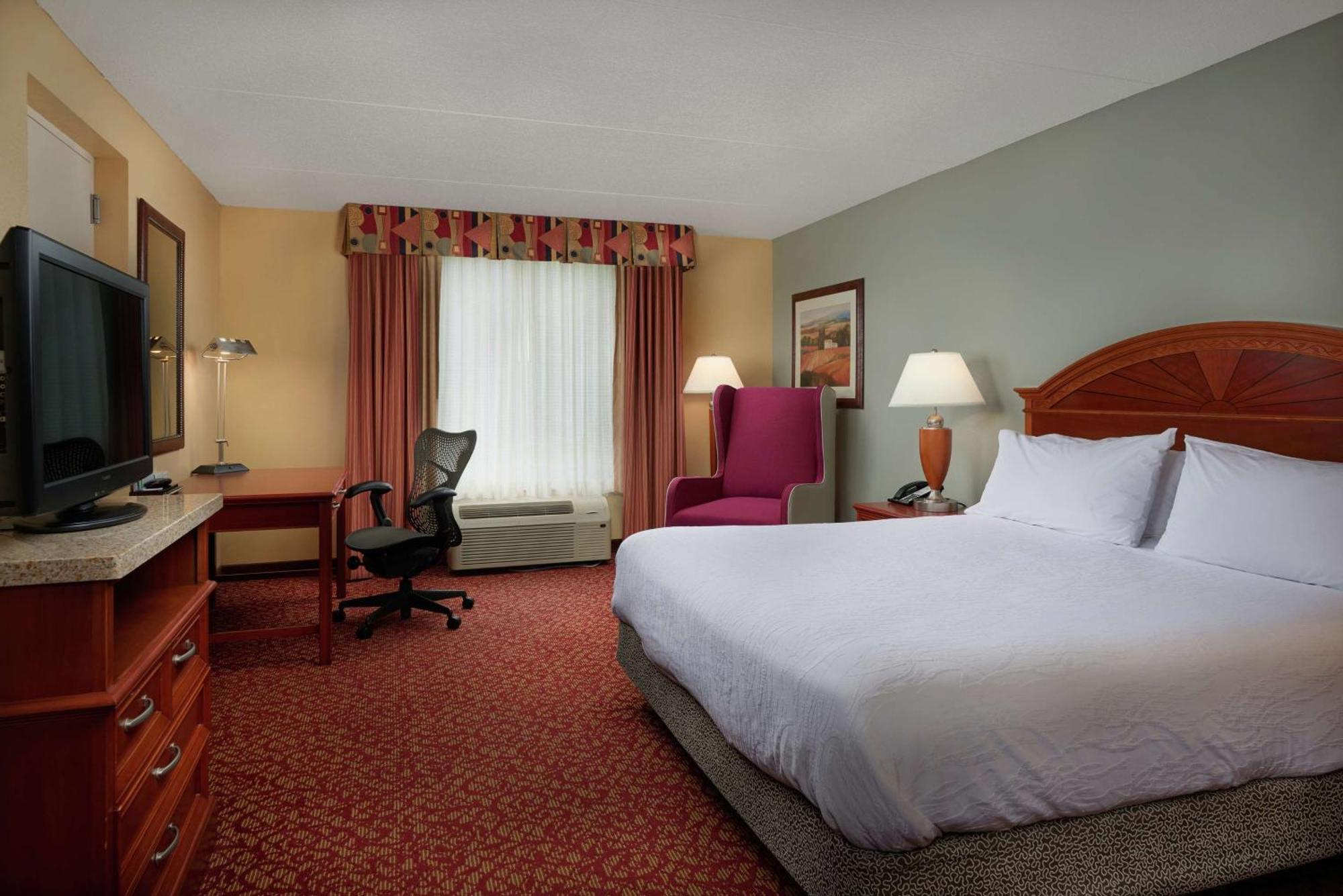 Hilton Garden Inn Newport News Eksteriør billede