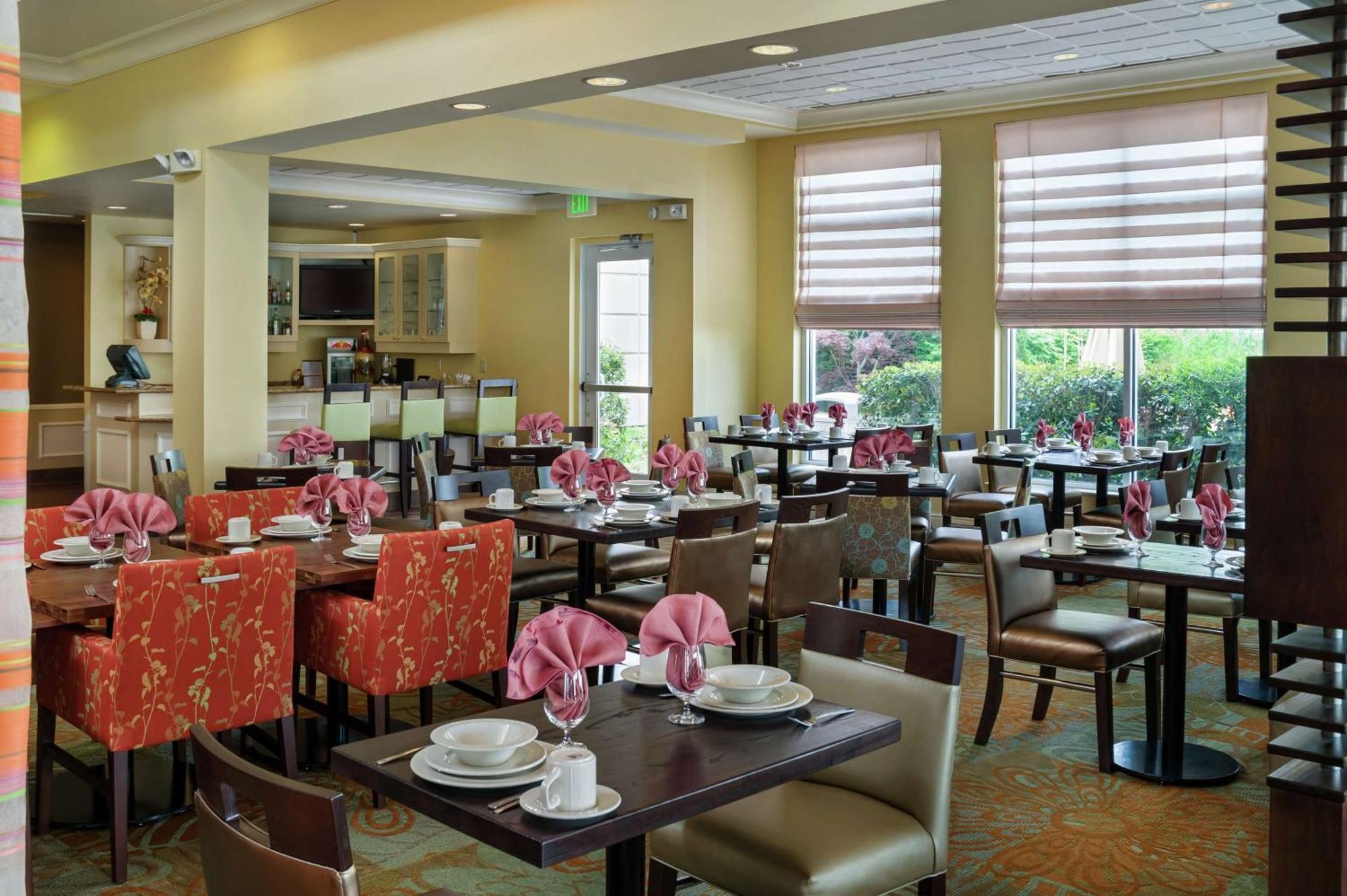 Hilton Garden Inn Newport News Eksteriør billede