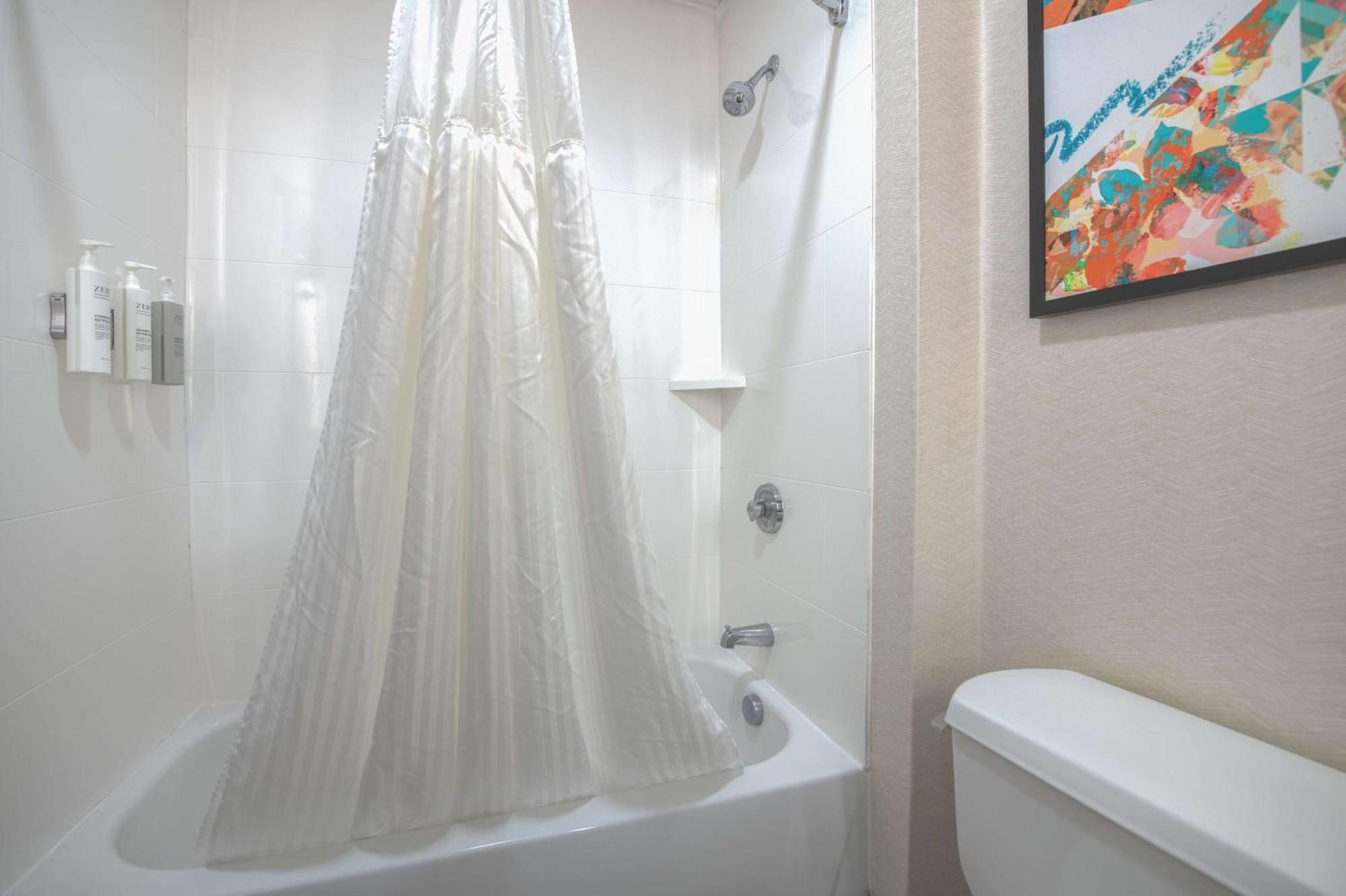 Hilton Garden Inn Newport News Eksteriør billede